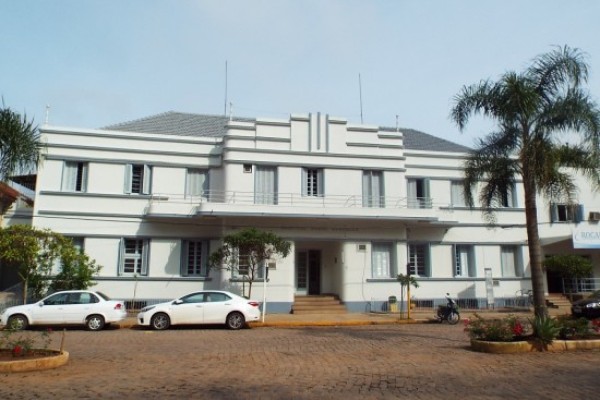 Idoso segue internado no hospital Roque Gonzáles 