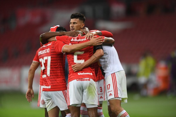 colorado venceu por 4 a 0 na noite de ontem 
