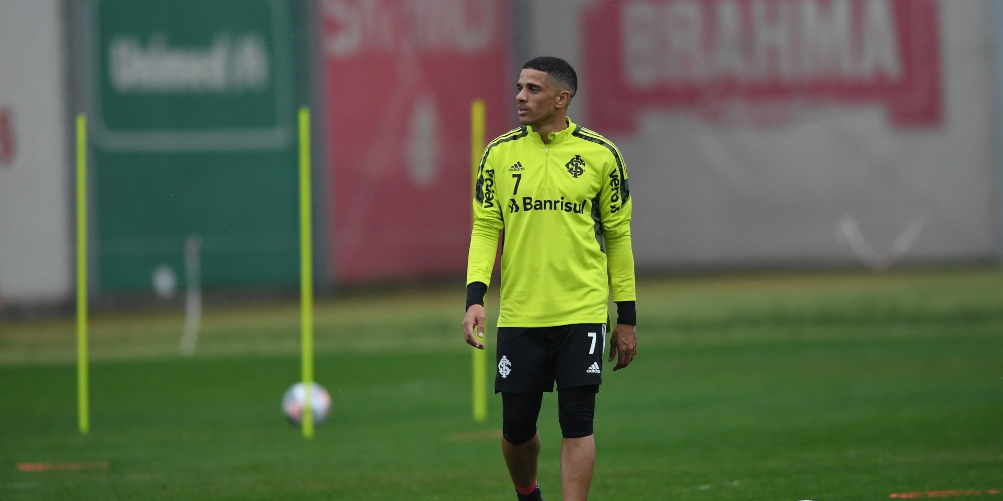 Taison pode estrear pelo colorado Taison pode estrear pelo colorado