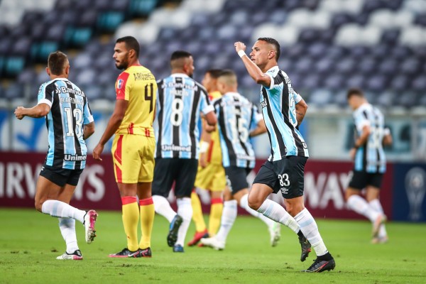Grêmio goleou time da Venezuela 