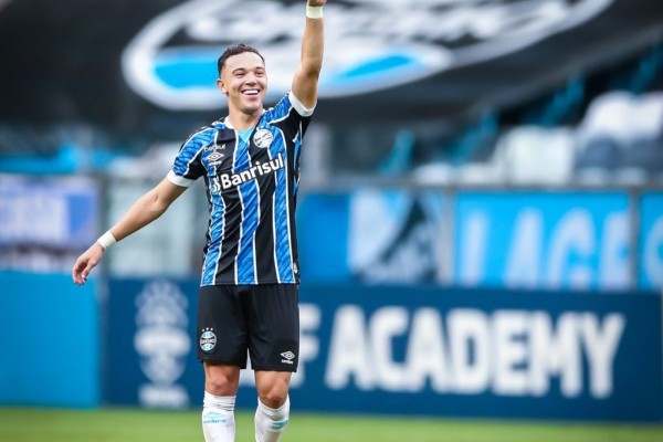 Pepê deve fazer seu último jogo pelo tricolor 