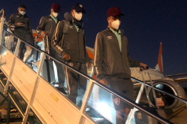 Fluminense entra em campo nesta noite