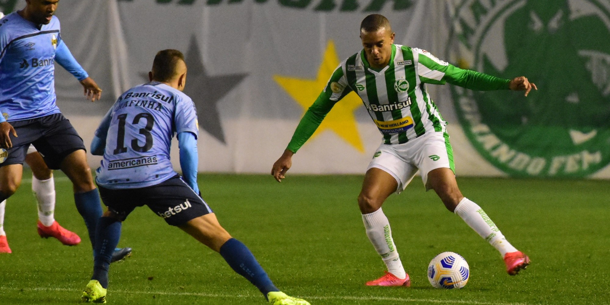 Juventude marcou um gol em cada tempo