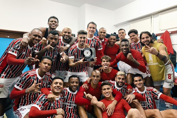 São Paulo eliminou Racing na Argentina 