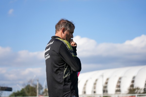 Agurre tem a chance de repetir o mesmo time que goleou o Flamengo 