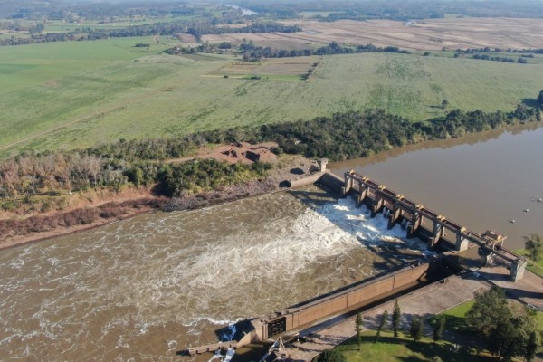 Governo promoverá ação de limpeza do rio Taquari-Antas nesta sexta (18)