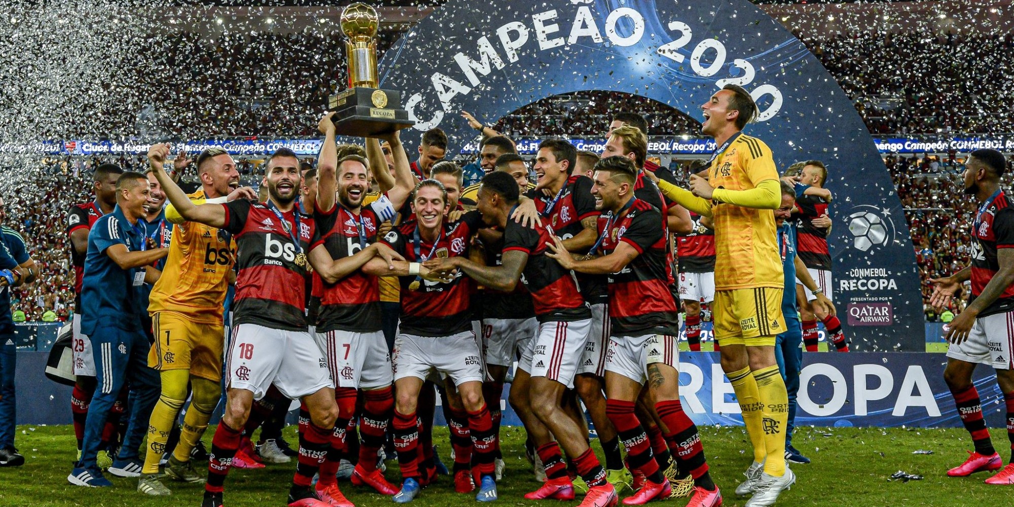 Flamengo derrotou equatorianos no Maracanã Flamengo derrotou equatorianos no Maracanã