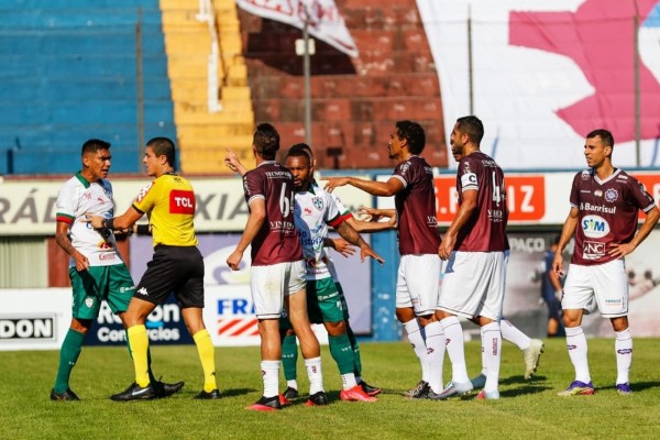 Caxias venceu time de São Paulo por 1 a 0 