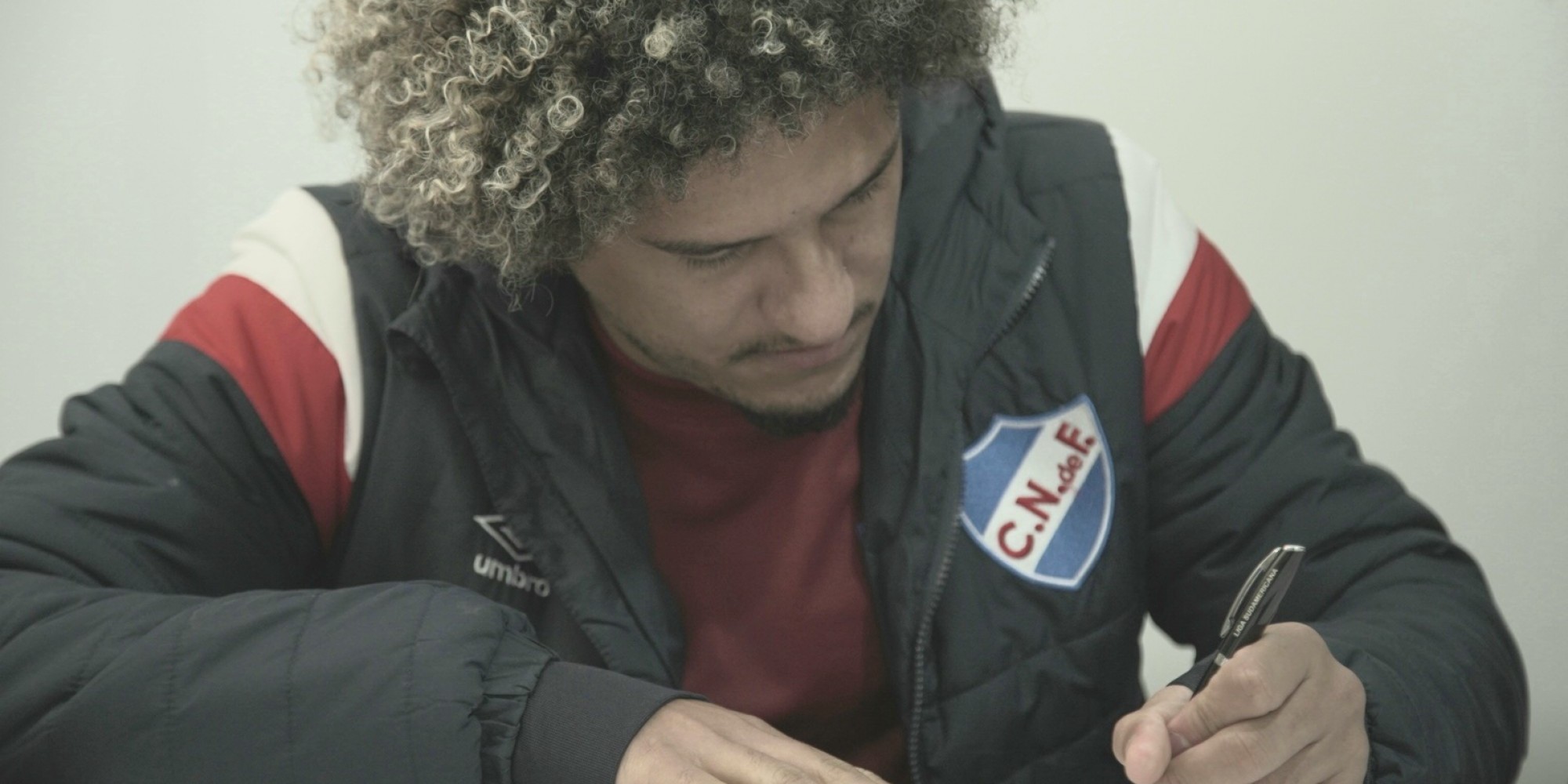 Gedoz assinou contrato com Nacional do Uruguai Gedoz assinou contrato com Nacional do Uruguai