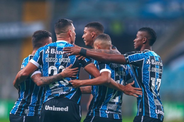 Grêmio busca reabilitação no BR antes de clássico