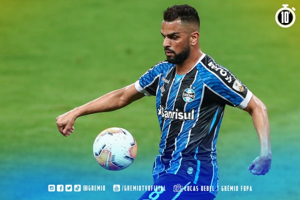 Grêmio de Maicon encara o Guarani