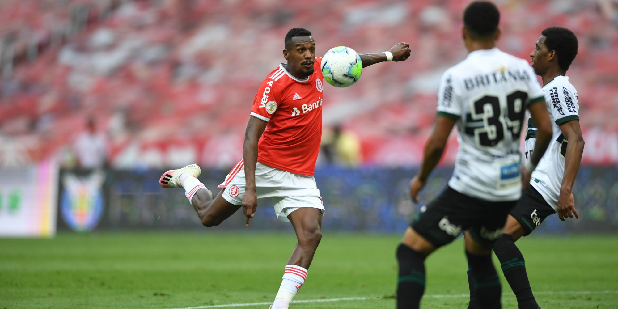 Colorado esteve a frente do placar em duas oportunidades Colorado esteve a frente do placar em duas oportunidades