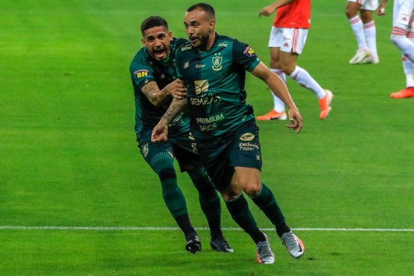 América surpreendeu Inter no Beira-Rio