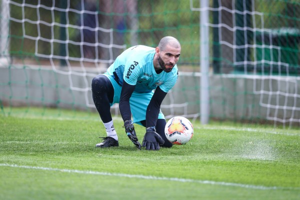 Grêmio inicia semifinal jogando em casa