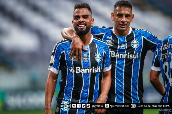 BRASILEIRÃO: Grêmio vence o Goiás em grande atuação de Jean Pyerre 