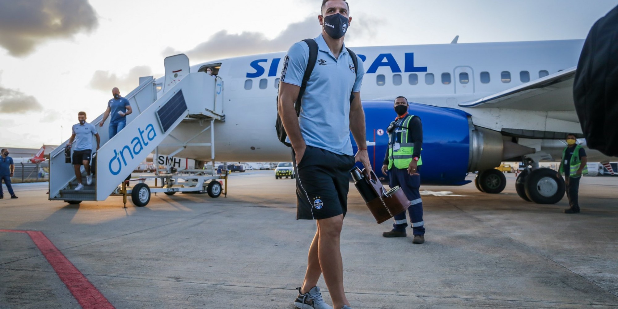Churrín deve ser titular nesta noite 
