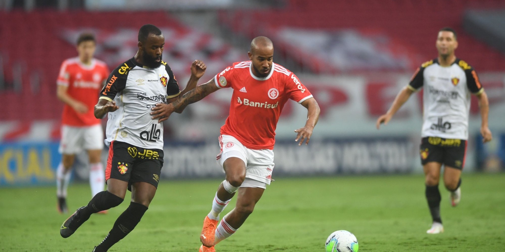 Patrick anotou o gol colorado na derrota em Porto Alegre Patrick anotou o gol colorado na derrota em Porto Alegre
