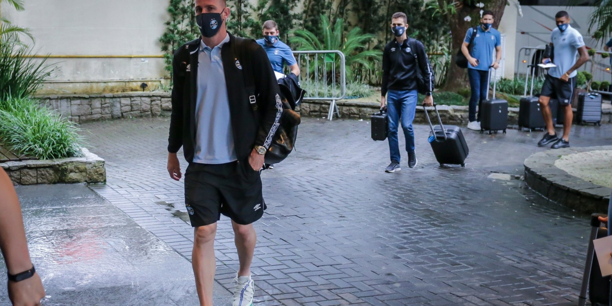 Grêmio encara o Coritiba no Couto Pereira Grêmio encara o Coritiba no Couto Pereira