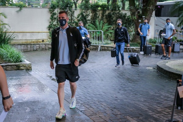 Grêmio encara o Coritiba no Couto Pereira 