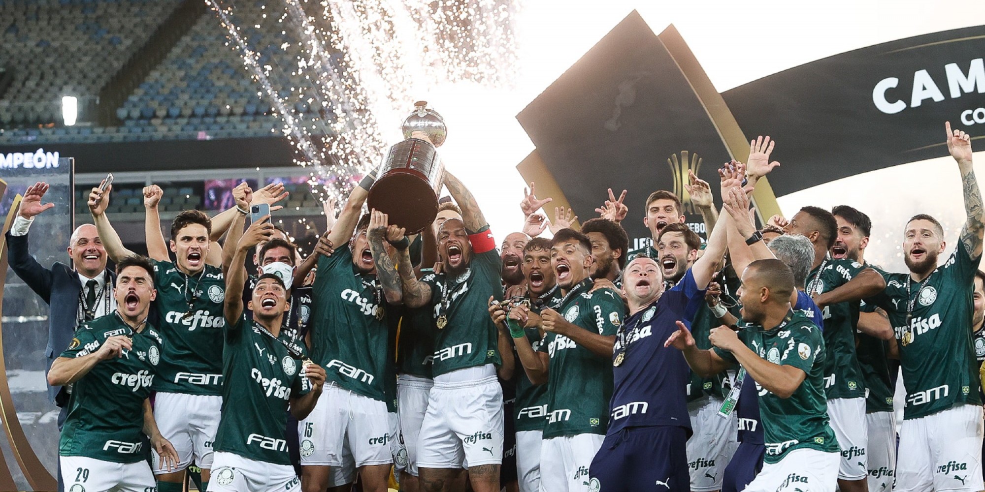 Palmeiras volta a vencer a Libertadores após 21 anos Palmeiras volta a vencer a Libertadores após 21 anos