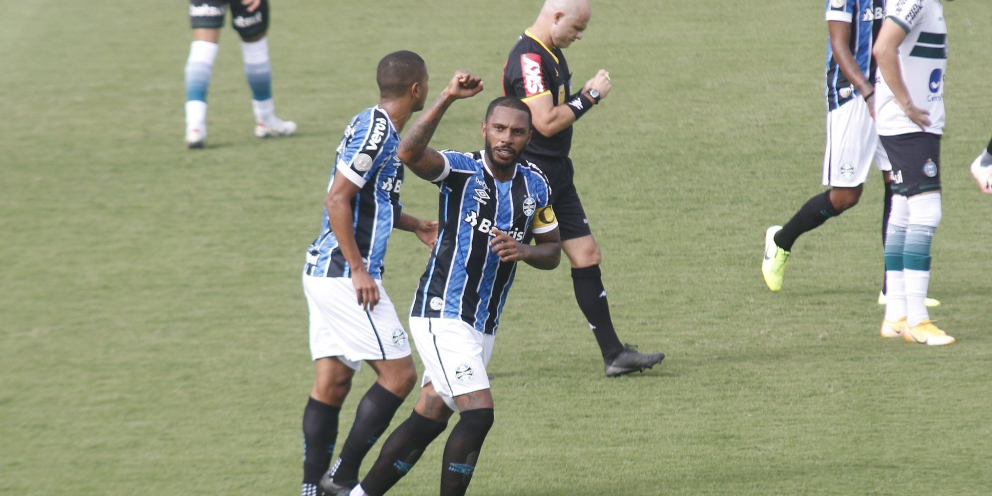 Paulo Miranda marcou o gol gremista no domingo Paulo Miranda marcou o gol gremista no domingo