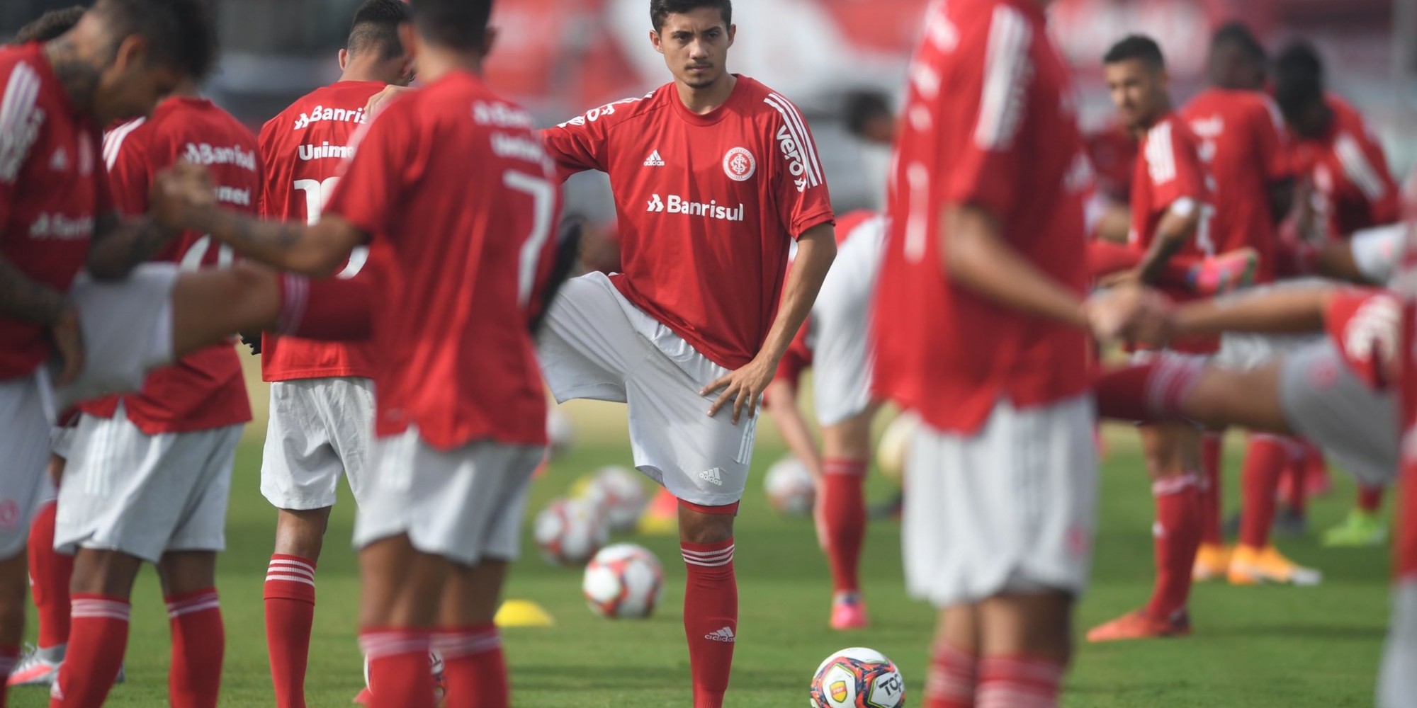 Colorado joga nesta noite em Porto Alegre 