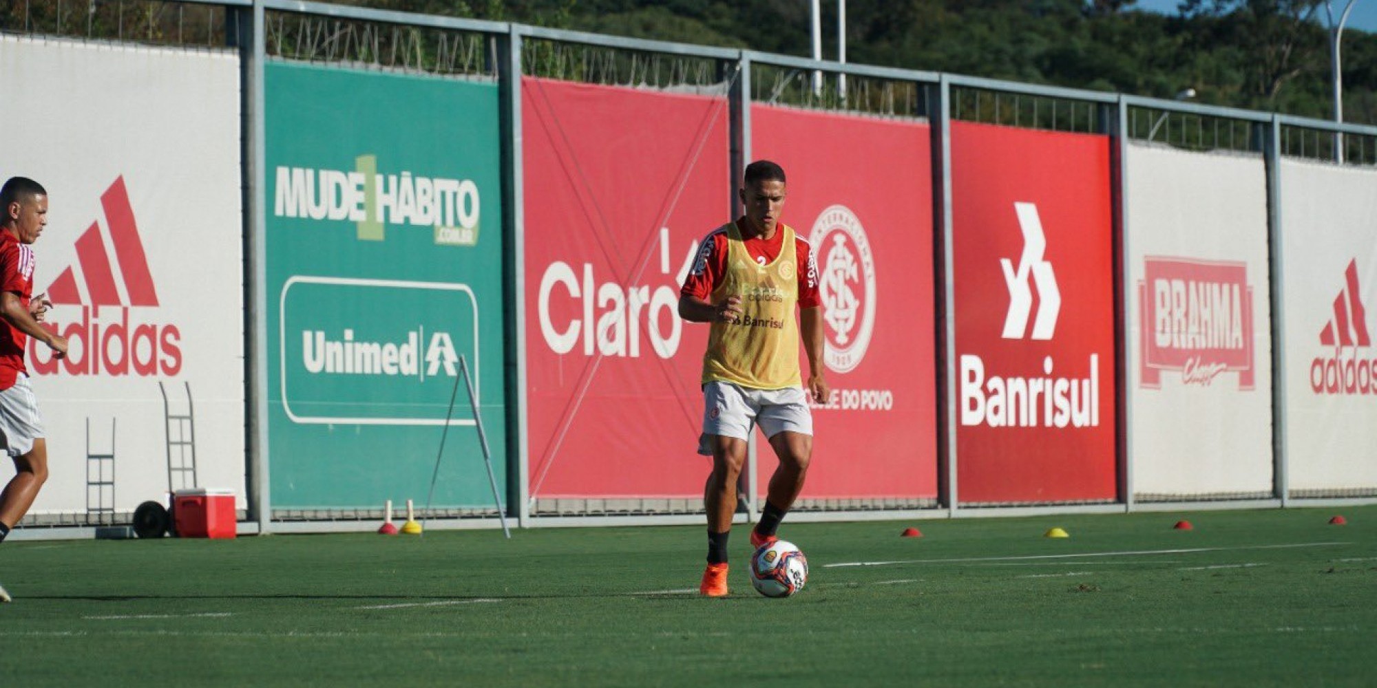 Colorado busca segunda vitória na competição hoje Colorado busca segunda vitória na competição hoje