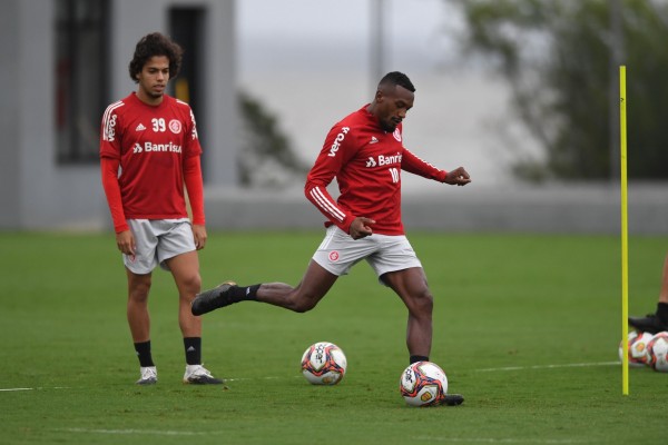 Colorado joga nesta noite  