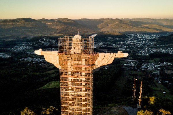 Atividade ocorre no feriado municipal da terça-feira (29)