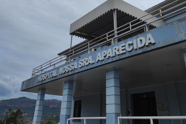 Casal retornou de viagem  