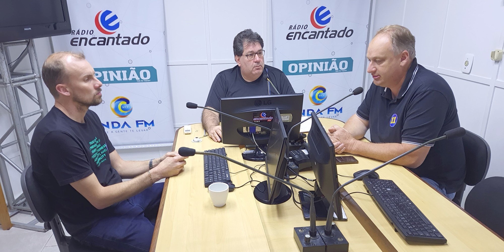 O próximo prefeito da Cidade da Amizade foi eleito com Henrique Pivatto como seu vice com 52,43% dos votos. O próximo prefeito da Cidade da Amizade foi eleito com Henrique Pivatto como seu vice com 52,43% dos votos.