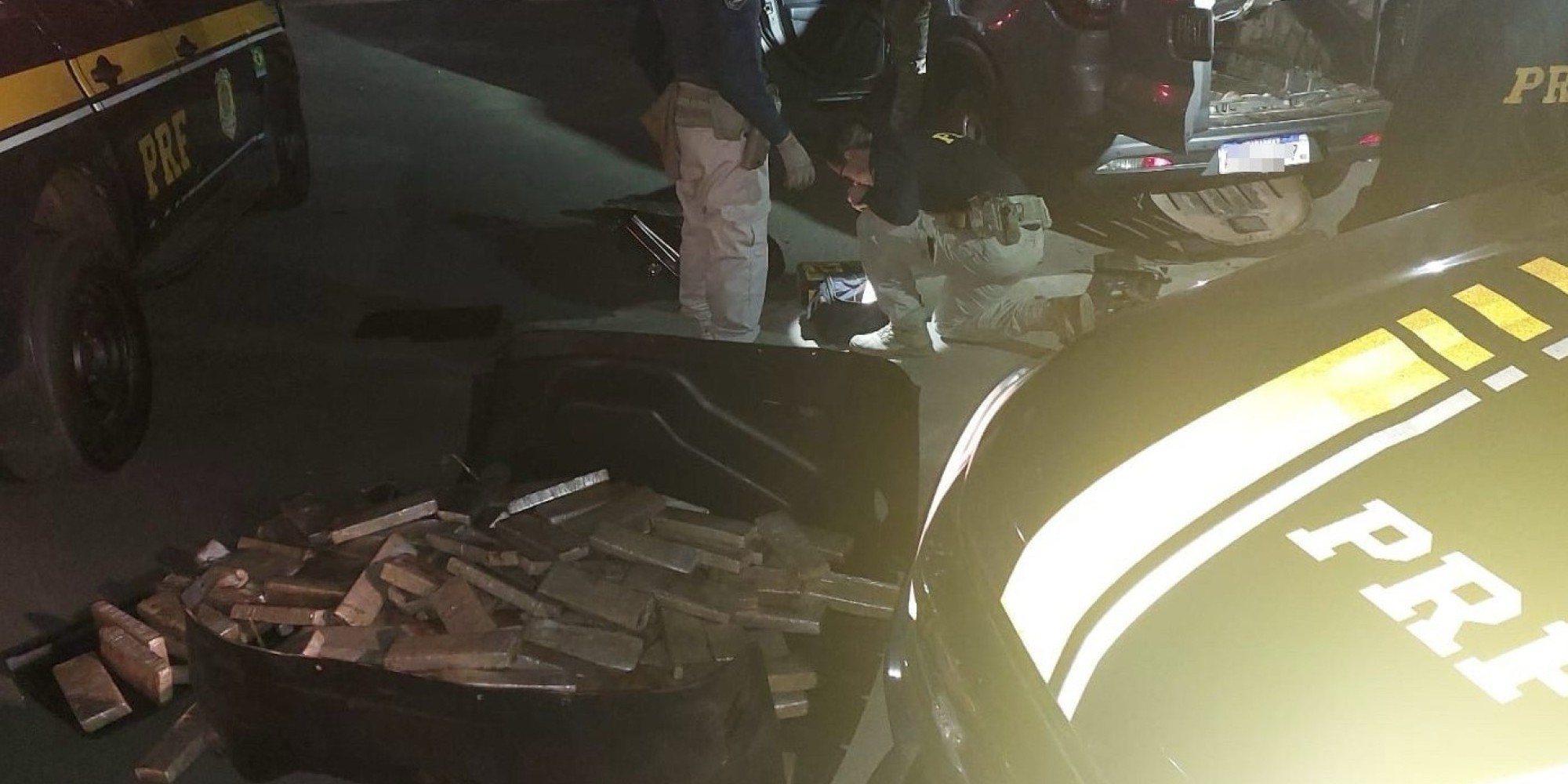 Casal paraguaio é pego com 100 kg de maconha