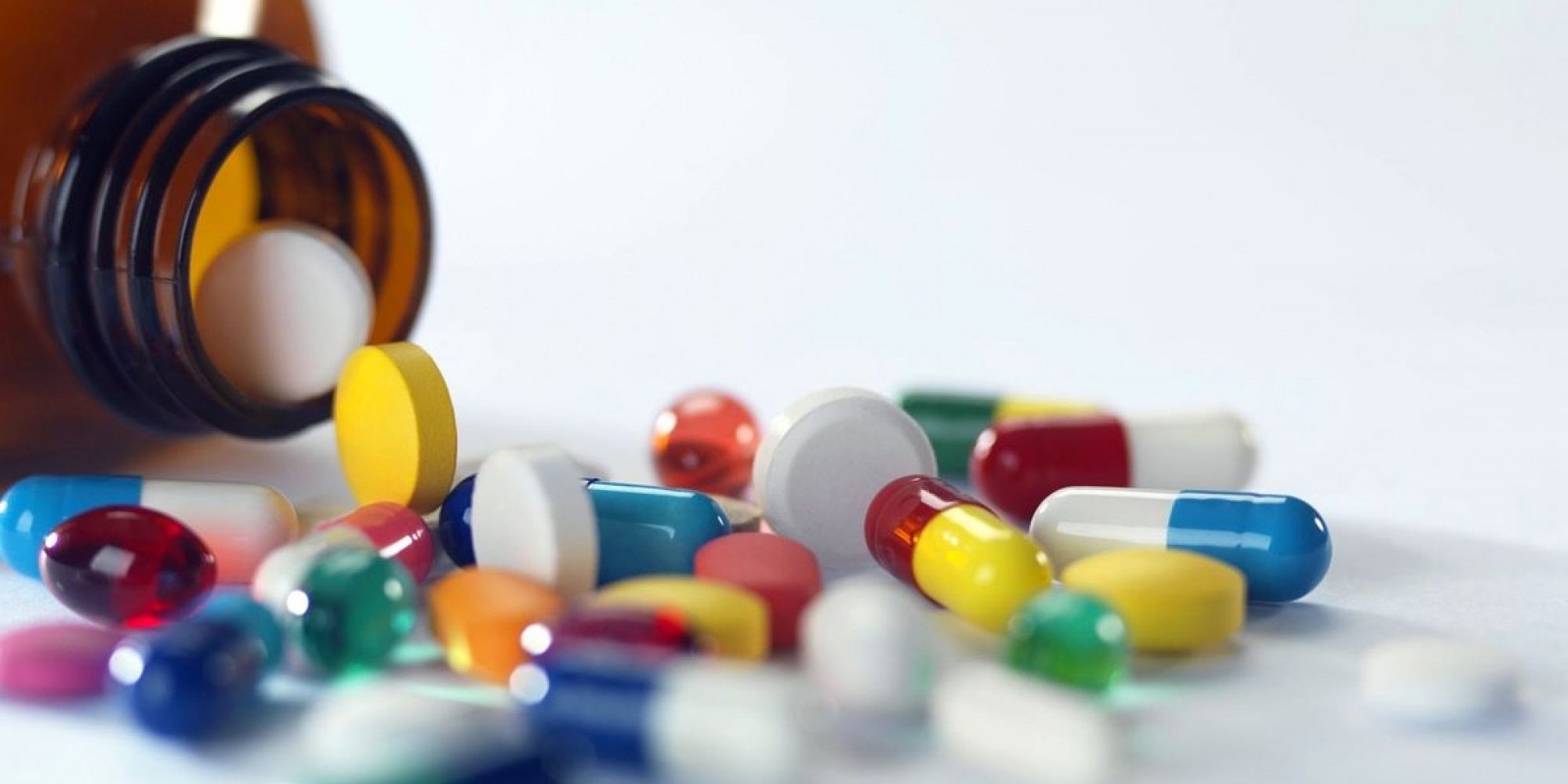 Cada farmácia deverá fazer a gestão dos estoques para evitar que falte a alguém