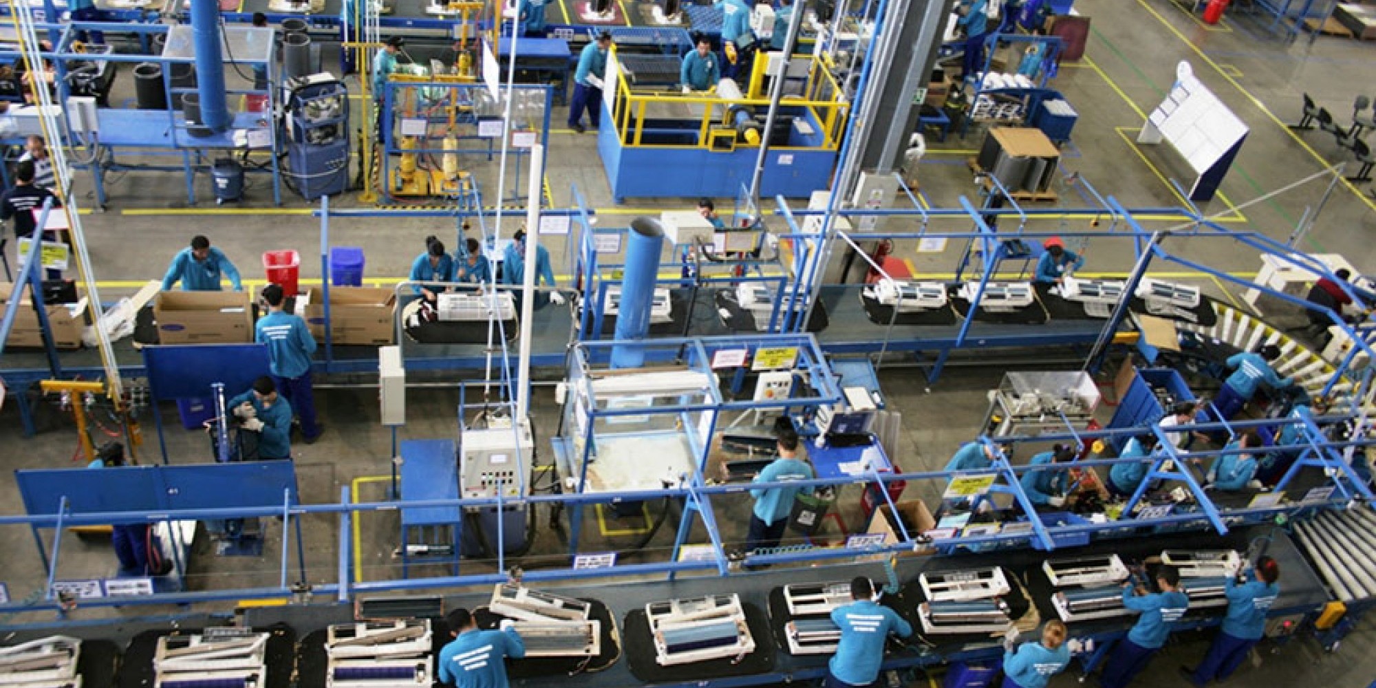 Em estaque está o setor de veículos automotores, impulsionado não só pela maior produção de automóveis, mas também de caminhões autopeças Em estaque está o setor de veículos automotores, impulsionado não só pela maior produção de automóveis, mas também de caminhões autopeças