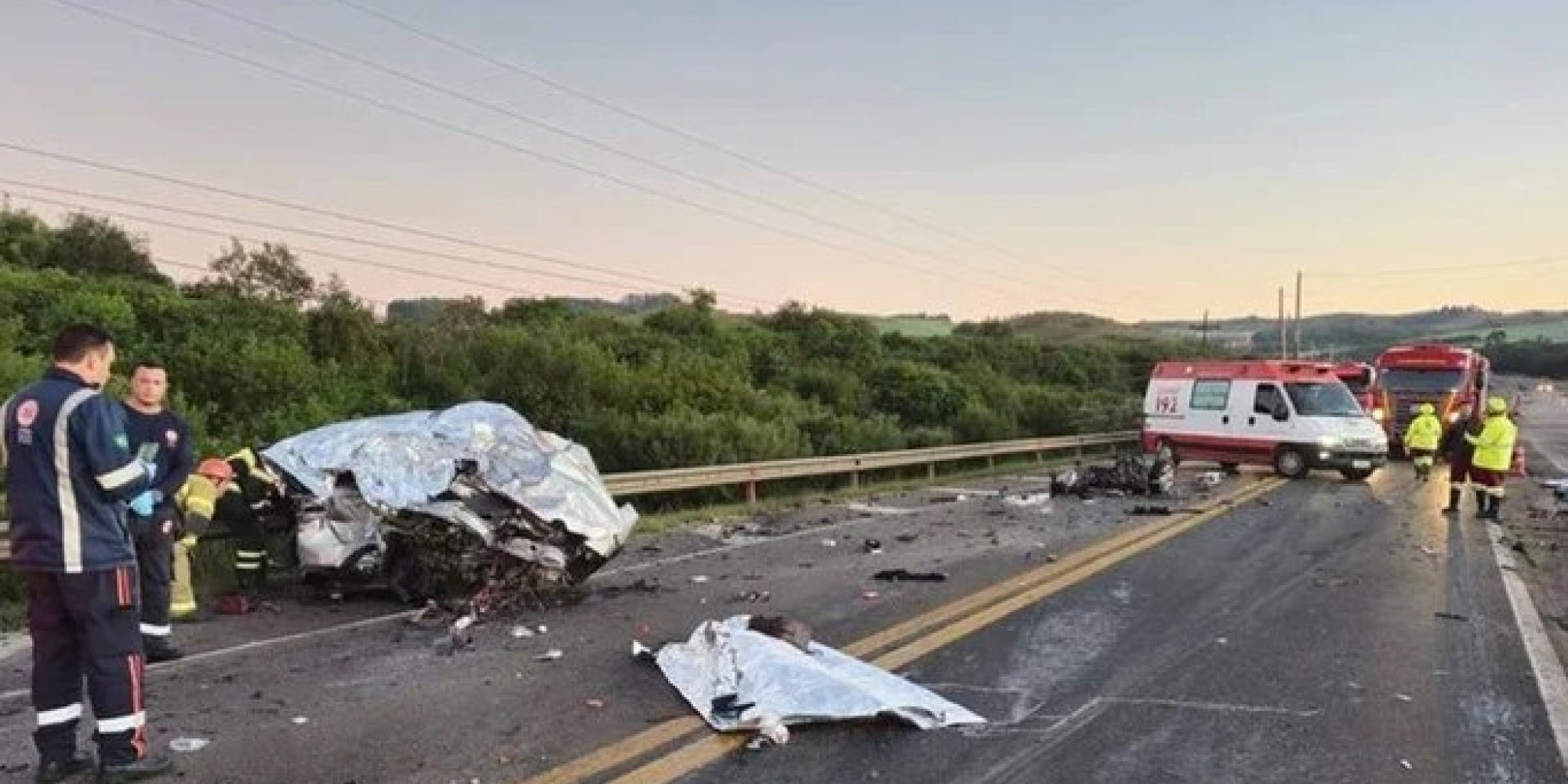 Quatro pessoas morrem em acidente de trânsito na BR 386