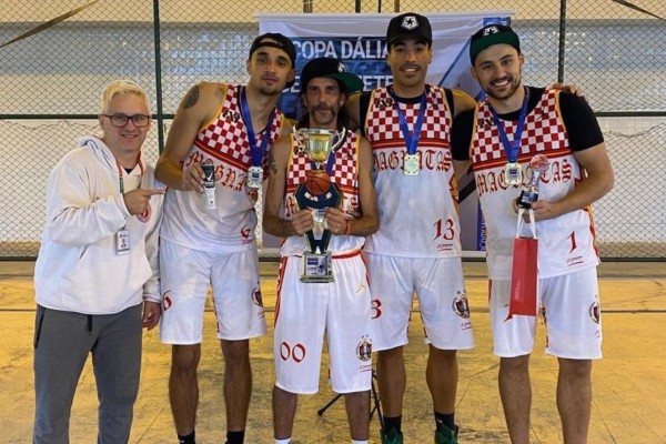 2º Classics Copa Cresol de Basquete Encantado ocorre neste domingo