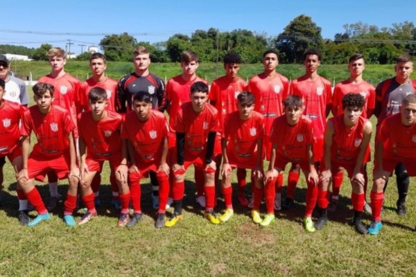 No aniversário de 81 anos, E.C. Encantado recebe o Inter pela Liga Serrana