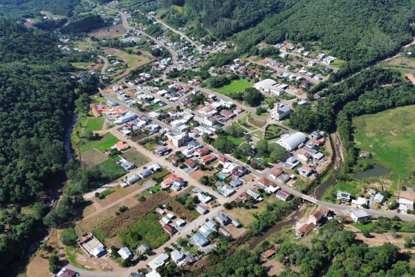 Relvado abre as comemorações dos 37 anos com Filó Italiano na noite de hoje