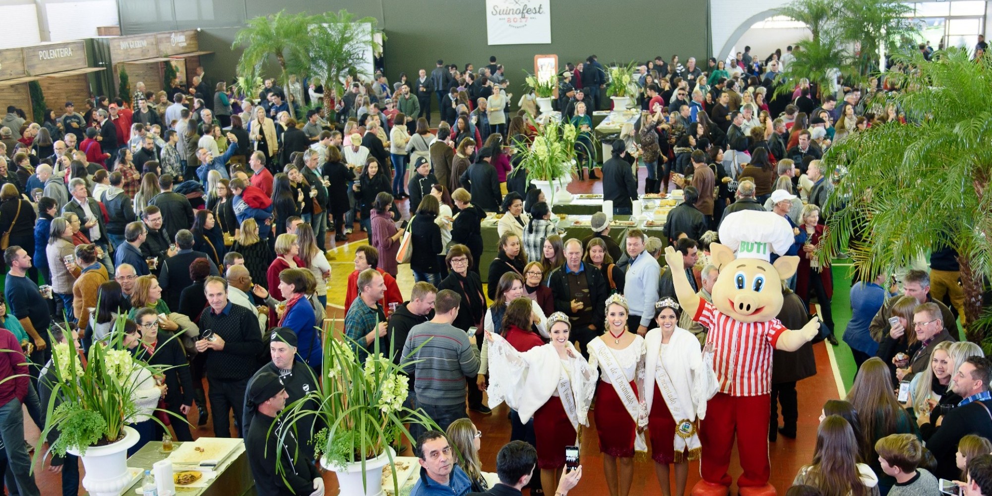 Salão Gastronômico recebe grande público em cada edição Salão Gastronômico recebe grande público em cada edição