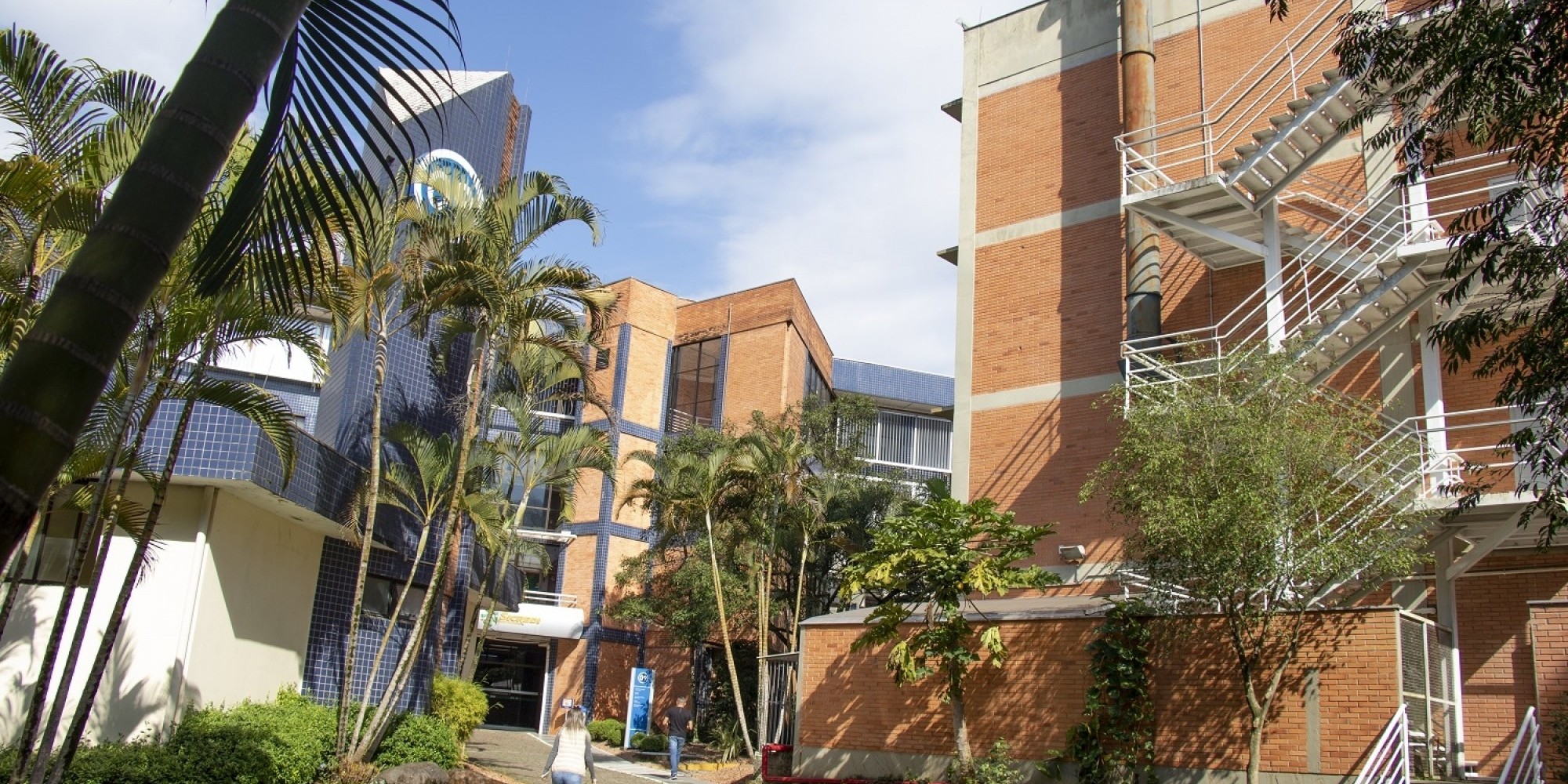 Univates oferece 35 cursos presenciais e 18 na modalidade a distância Univates oferece 35 cursos presenciais e 18 na modalidade a distância