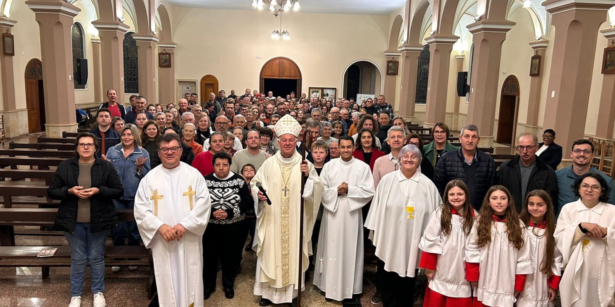 Os 10 dias em que o Bispo Diocesano permanecerá na Cidade da Amizade, será uma oportunidade de conhecer melhor a comunidade paroquial