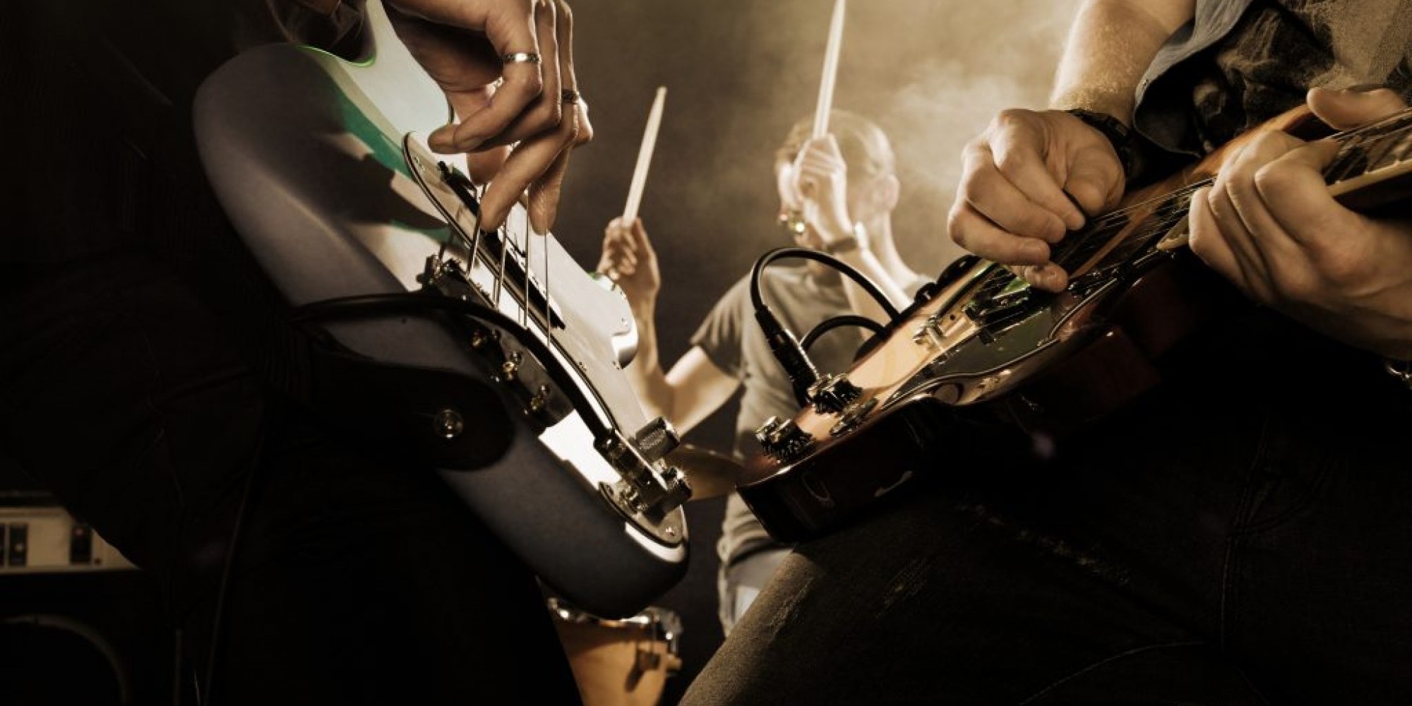 Engenharia, transporte, hotelaria, contabilidade e TI são alguns setores impactados pelos investimentos em projetos musicais Engenharia, transporte, hotelaria, contabilidade e TI são alguns setores impactados pelos investimentos em projetos musicais
