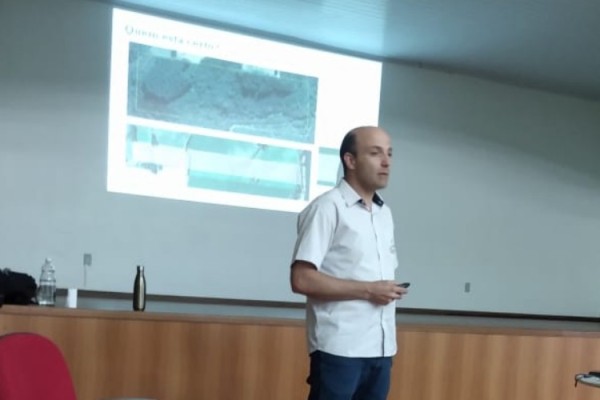 Debate sugere maiores reservatórios, recuperação de fontes e cisternas de água em Vespasiano Corrêa