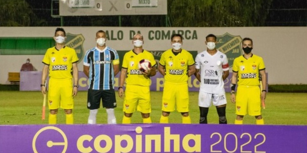 Tricolor gaúcho ganhou por 2 a 0 na estreia