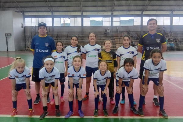 O Centro Esportivo avançou no Regional Feminino e terá mais compromissos neste fim de semana.