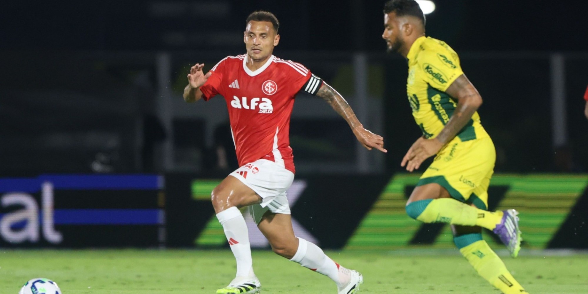 Após a derrota por 3 a 1, na noite desta quarta-feira (15), o técnico Ramón Días admitiu superioridade do adversário; Thiago Maia marcou o gol colorado. Após a derrota por 3 a 1, na noite desta quarta-feira (15), o técnico Ramón Días admitiu superioridade do adversário; Thiago Maia marcou o gol colorado.
