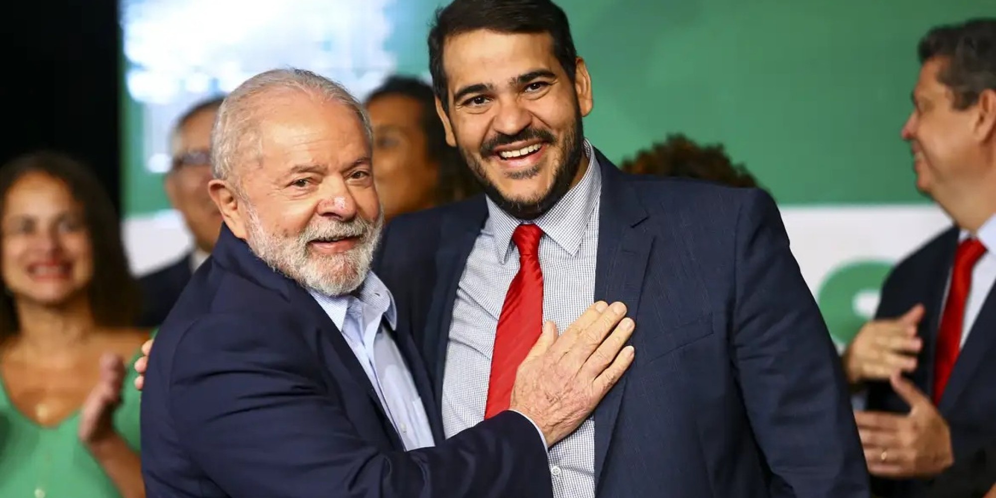 Presidente do Brasil embarca nesta terça-feira (21) para a Indonésia; Jorge Messias é o favorito à vaga no Supremo. Presidente do Brasil embarca nesta terça-feira (21) para a Indonésia; Jorge Messias é o favorito à vaga no Supremo.