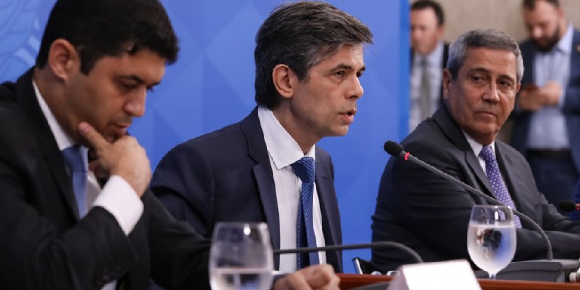 Coletiva de imprensa com os ministros no Palácio do Planalto para tratar sobre as ações de enfrentamento no combate à Covid-19