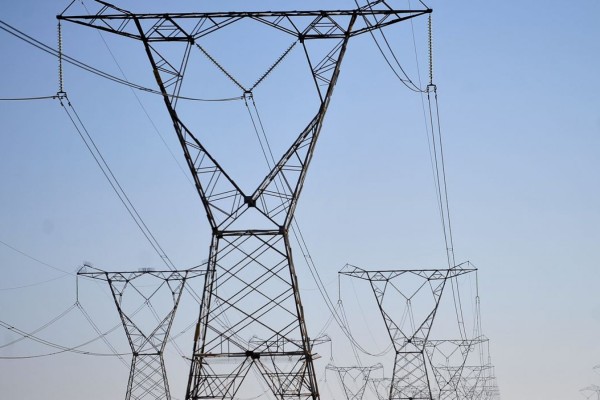 Custo de 100 kilowatt-hora permanece em R$ 9,492