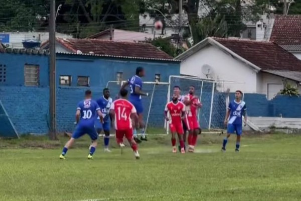 Equipes do Vale do Taquari entraram em campo neste domingo (2) em busca de vaga nas semifinais; partidas de volta serão em 16 de novembro.